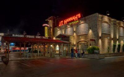 4 Reasons Why Our Pigeon Forge Restaurant is Perfect for a Late Night Meal